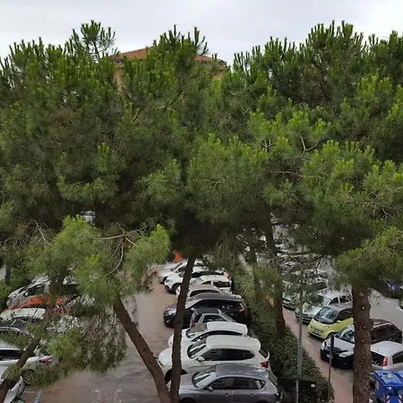 Spazioso Alloggio Nel Centro Di * Albisola Superiore